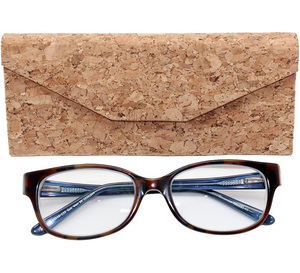 Étui à lunettes de haute qualité en PU recyclé, écologique, avec logo personnalisé, doublure en velours coloré en forme de triangle, boîte pour lunettes de soleil - Product Image 2
