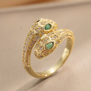 Bague ajustable en cuivre et zircon plaqué or 18 carats, style luxe léger haut de gamme, design de niche, tendance simple coréenne et <span class=keywords><strong>japonaise</strong></span> pour femme - Product Image 4