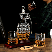 Vente en gros de coffret cadeau bouilloire en forme de créatif Verres à whisky en bois pour bar à cocktails Accessoires pour boissons en boîte