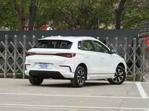 Vente flash 2024 Voiture électrique de luxe BYD <span class=keywords><strong>E2</strong></span> Traction avant BYD <span class=keywords><strong>E2</strong></span> 5 places avec système multimédia en vente - Product Image 3