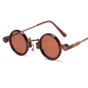<span class=keywords><strong>Lunettes</strong></span> <span class=keywords><strong>de</strong></span> <span class=keywords><strong>soleil</strong></span> rétro steampunk européennes et américaines, petites, en métal et plastique, UV400, pour femmes, monture complète, tendance - Product Image 4