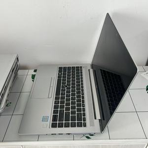 Ordinateur portable professionnel HP EliteBook <span class=keywords><strong>840</strong></span> G5 d'occasion, 14 pouces, Intel Core I7-8650U, 8 Go de RAM, 256 Go de SSD, en état neuf, testé à 100% - Product Image 3