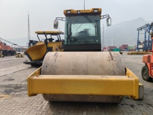 Compacteur hydraulique routier Xs143 de 14 tonnes à prix abordable pour la construction routière en <span class=keywords><strong>Algérie</strong></span> - Product Image 2