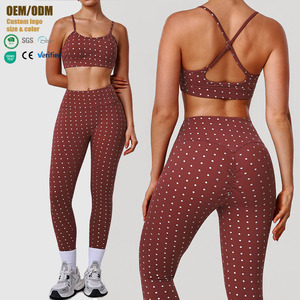 Set Sportivo da <span class=keywords><strong>Donna</strong></span> 2 Pezzi con Stampa Argento a Pois: Leggings Traspiranti per Fitness e Yoga, <span class=keywords><strong>Pantaloni</strong></span> Aderenti ad Alta Elasticità e Reggiseno Sportivo - Product Image 1