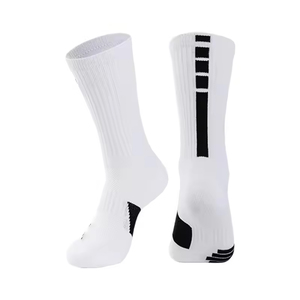 Calcetines Deportivos de Fútbol Antideslizantes, Calcetines de Diseño para Fútbol, Calcetines Deportivos de Media Pantorrilla de Alto Rendimiento, Venta al Por Mayor de Alta Calidad - Product Image 2