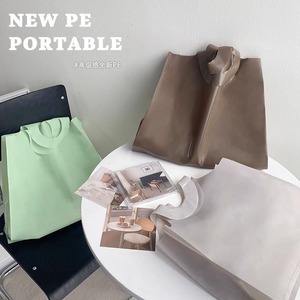 Sac en <span class=keywords><strong>plastique</strong></span> <span class=keywords><strong>noir</strong></span> MU, sac à main, sac de shopping grande capacité, sac en <span class=keywords><strong>plastique</strong></span> pour emballer des vêtements, des cadeaux, des courses, sacs en <span class=keywords><strong>plastique</strong></span> populaires avec poignée - Product Image 3