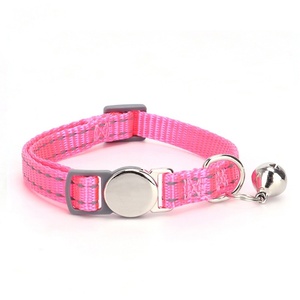 Collares ajustables de poliéster para gatos y perros con campana pequeña, color sólido duradero y patrón de rayas - Product Image 6