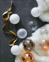 Boule de Noël en verre coloré sur mesure, globe en verre coloré peint à la main pour l'arbre de Noël