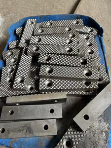 Embout de serrage pour tuyau de forage en acier allié de qualité industrielle avec prise diamantée pour un maintien sécurisé - Product Image 3