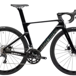 Vélo de route en carbone T800 complet, Shimano 105 R7120, 24 vitesses, frein à disque hydraulique, <span class=keywords><strong>pneus</strong></span> <span class=keywords><strong>Schwalbe</strong></span> <span class=keywords><strong>Lugano</strong></span> II 700c, léger (8,5 kg) - Product Image 1