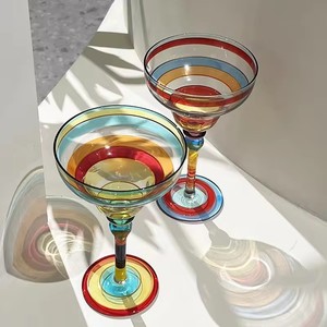 Copas <span class=keywords><strong>de</strong></span> cóctel creativas Highball, <span class=keywords><strong>copa</strong></span> <span class=keywords><strong>de</strong></span> Margarita colorida única, <span class=keywords><strong>copa</strong></span> <span class=keywords><strong>de</strong></span> <span class=keywords><strong>vino</strong></span> <span class=keywords><strong>tinto</strong></span>, Copas <span class=keywords><strong>de</strong></span> cóctel <span class=keywords><strong>de</strong></span> pintura <span class=keywords><strong>de</strong></span> colores dibujadas a mano - Product Image 5
