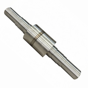 Eje escalonado de acero aleado Ace 4340, forjado, mecanizado en bruto y de precisión, para minería y energía eólica, fabricado a medida según planos. - Product Image 4
