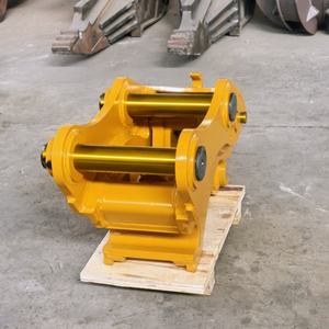 Gemotoriseerde Graafmachine Snelle Trekhaak Met Kantelbare Functie Voor De Bouwsector - Product Image 4