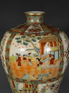 Jarrón <span class=keywords><strong>de</strong></span> <span class=keywords><strong>Porcelana</strong></span> <span class=keywords><strong>de</strong></span> Alta Calidad <span class=keywords><strong>de</strong></span> Jingdezhen, Estilo <span class=keywords><strong>Canton</strong></span>és Antiguo, con Medallón <span class=keywords><strong>de</strong></span> Rosas, Escena Figurativa Imperial y Motivo Floral - Product Image 5