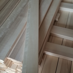 <span class=keywords><strong>Bohao</strong></span> Factory's Solid Wood Strip Pine Paulownia Poplar LVL Tiras de madera para carpintería y muebles para hoteles - Product Image 6