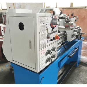 Máquina de torno manual de banco pequeño C0636D fabricada en China para <span class=keywords><strong>herramientas</strong></span> de trabajo de torneado de metal - Product Image 4