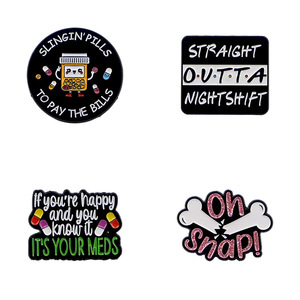 Spille mediche alla moda per ortopedisti, medici e infermieri - Product Image 1