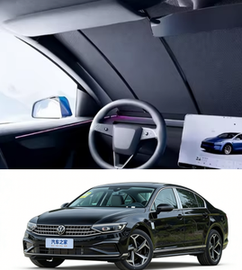 Le pare-soleil et la rideau de protection solaire pour pare-brise avant de la nouvelle Volkswagen Magotan offrent une protection UV et une isolation thermique - Product Image 1