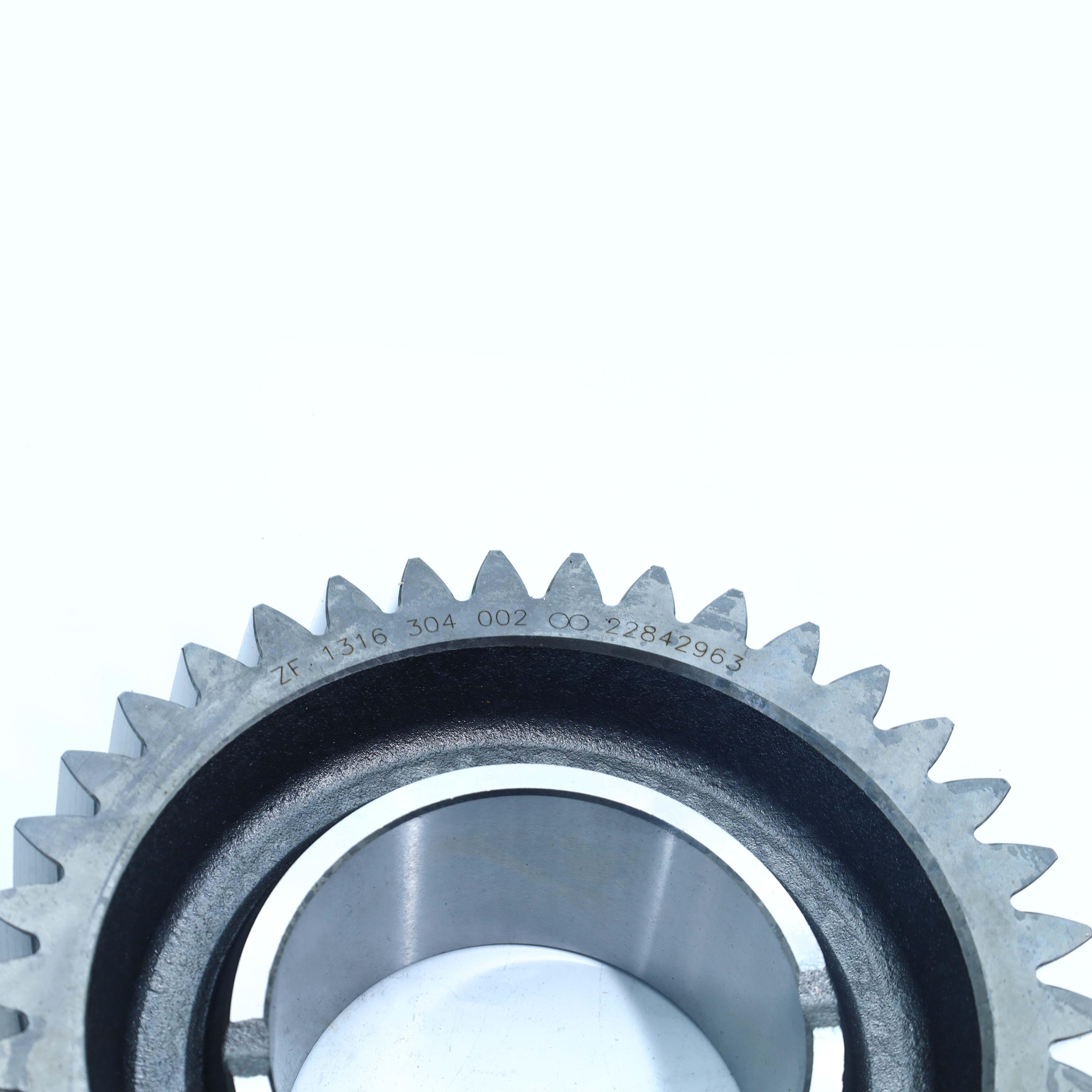 1316.304.002 ZF Gearbox Spare Part for HOWO, JAC, FAW Trucks