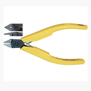 Pince diagonale Lindstrom Electronics à pointe pointue, mâchoire dentelée de 1/4 po pour travaux de précision - Product Image 1