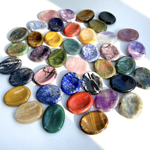 <span class=keywords><strong>Pierre</strong></span> précieuse de guérison naturelle du pouce en cristal pour thérapie par le cristal Reiki Massage Chakra <span class=keywords><strong>Pierre</strong></span> d'inquiétude en cristal vente en gros - Product Image 6
