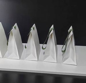 Wholesale Clothing Perfume Packaging Jewelry <b>Gift</b> Shopping Paper Bag Luxury White Modern Die Cut Unique Paper Bags - Product Image 4