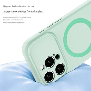 Coque de téléphone magnétique en silicone liquide personnalisée pour iPhone 17 14 15 16 Pro Max 17 Air avec bouton tactile pour caméra IA et protection antichoc - Product Image 6