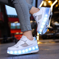 Chaussures à roulettes en maille clignotantes pour enfants avec roues en plastique pour le jeu en extérieur
