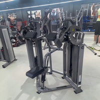 Appareil de musculation pour la gym : Machine à fessiers debout avec rembourrage ergonomique, cadre en acier robuste, machine à biceps sélectionnable, équipement de fitness