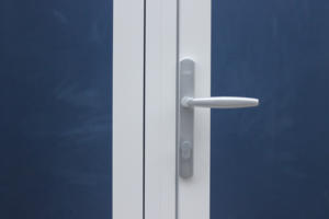 ขายประตูบานเลื่อนกระจกมือสอง โครงอะลูมิเนียม กระจกภายนอก บานพับแบบพับได้ - Product Image 4