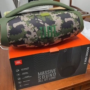 2025 Hot Bán boomsbox 3 thông minh không dây loa ngoài trời USB & AUX thông tin liên lạc Tủ nhựa DC Pin nguồn điện - Product Image 5