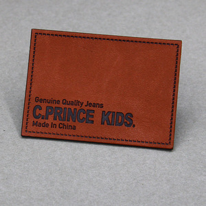 <span class=keywords><strong>2025</strong></span> New Custom Private Logo 3D dập nổi thân thiện với môi <span class=keywords><strong>PU</strong></span> da các bản vá lỗi cho hàng may mặc Túi xách jeans nhãn tag - Product Image 3