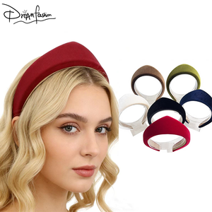 ربطة رأس مثلثة الشكل بلون موحد على الطراز البريطاني القديم والأوروبي من DREAM <span class=keywords><strong>FASHION</strong></span>، إكسسوارات شعر عصرية - Product Image 1