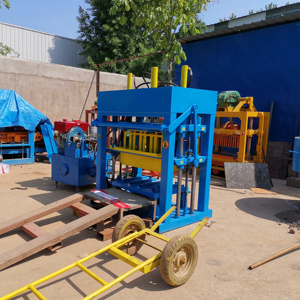 Máquina para Fabricar Bloques <span class=keywords><strong>de</strong></span> Hormigón a Bajo <span class=keywords><strong>Precio</strong></span>, Accionada por Motor Diésel, Produce Ladrillos <span class=keywords><strong>Huecos</strong></span> <span class=keywords><strong>de</strong></span> 400-150-200 mm <span class=keywords><strong>de</strong></span> Largo, Ancho y Alto, con 3 Orificios - Product Image 2