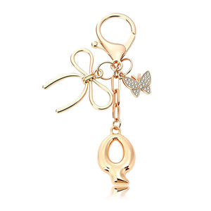 พวงกุญแจโลหะผสมสังกะสีน้ำหนักเบาคุณภาพสูงแบบกำหนดเอง รูปทรงตัวอักษร 3 มิติ สำหรับสินค้าส่งเสริมการขาย - Product Image 2