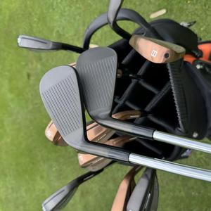 Offre Spéciale Chine 790 2025 Têtes <span class=keywords><strong>de</strong></span> <span class=keywords><strong>fer</strong></span> <span class=keywords><strong>de</strong></span> golf Poignée en caoutchouc Lame en acier inoxydable forgée 4-P Ensemble <span class=keywords><strong>de</strong></span> <span class=keywords><strong>fer</strong></span> pour club <span class=keywords><strong>de</strong></span> golf pour hommes droitiers gauchers - Product Image 4
