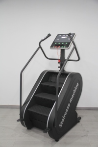 Máquina de <span class=keywords><strong>Ejercicio</strong></span> Escaladora Vertical Comercial Yingruis Y-0019, Escaladora Silenciosa y Duradera, Caminadora Eléctrica con Pantalla Táctil - Product Image 4