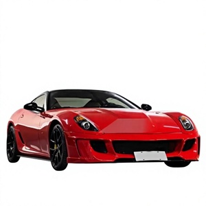 Kit carrosserie V de haute qualité au prix d'usine, adapté à la Ferrari 599, avec pare-chocs avant, pare-chocs arrière, jupes latérales inférieures et spoiler. - Product Image 4