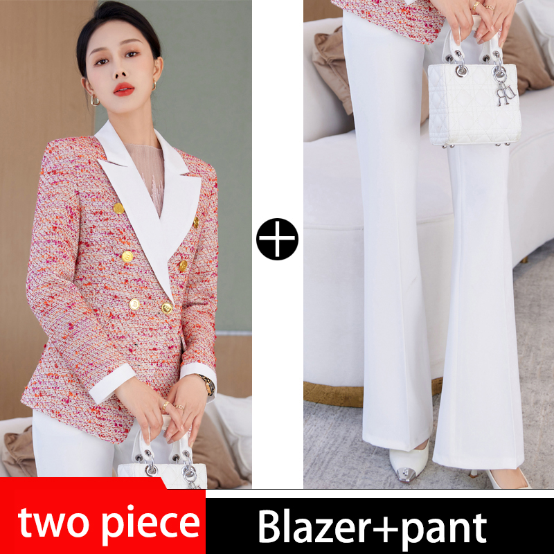 Costume rose + pantalon blanc