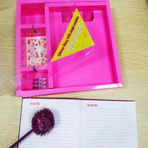 OEM y ODM Ventas de fábrica A5 cuaderno colorido para niños suministro escolar encuadernación cuaderno de felpa esponjoso y bolígrafo <span class=keywords><strong>con</strong></span> lentejuelas rocosas - Product Image 4