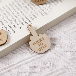 Personalizzazione Gratuita, Grande Decorazione in Legno <span class=keywords><strong>a</strong></span> Forma di Dito Medio, Regalo Scherzoso, Il Dito Medio non Serve <span class=keywords><strong>a</strong></span> Niente - Product Image 4