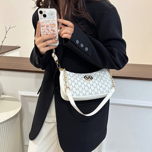 Sac carré mini portable en PU style bohème rétro, sac à bandoulière à chaîne, sac sous le bras tendance pour femme - Product Image 4