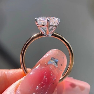 Bague de fiançailles en <span class=keywords><strong>or</strong></span> <span class=keywords><strong>jaune</strong></span> massif 18 carats avec <span class=keywords><strong>diamant</strong></span> de laboratoire rond de 3 carats, coupe <span class=keywords><strong>solitaire</strong></span>, 6 griffes, certifiée IGI, pour femmes - Product Image 2