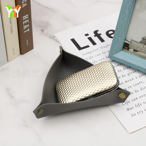 มีสินค้าในสต็อก: ถาดเก็บของรูปสามเหลี่ยมสำหรับใช้ในบ้าน, ที่จัดระเบียบเครื่องสำอางและของใช้จิปาถะบนโต๊ะ, ถาดเก็บของในรถยนต์แบบสร้างสรรค์ - Product Image 2