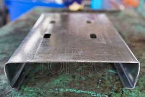 Máquina Perfiladora de Acero en Caliente, 30 M/min, para Perfiles en <span class=keywords><strong>C</strong></span> y Z, Máquina de Fabricación de Rollos de Acero, Máquina Perfiladora de Correas - Product Image 6