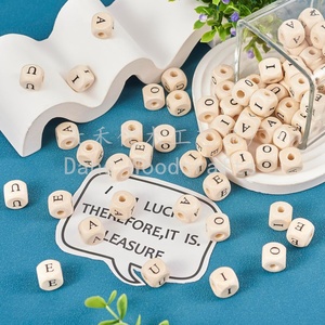 12มม. ลูกบาศก์สี่เหลี่ยมธรรมชาติไม้สระตัวอักษรลูกปัด A E I O สำหรับงานฝีมือ DIY เครื่องประดับสร้อยข้อมือทำสร้อยคอ - Product Image 2