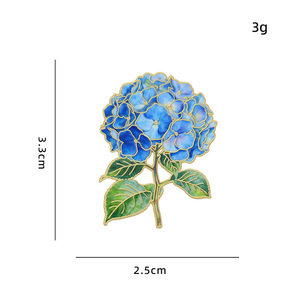 Broches de Flor de Hortênsia em Esmalte para Jaquetas, Chapéus e Mochilas para Mulheres e Amantes de Flores - Product Image 2