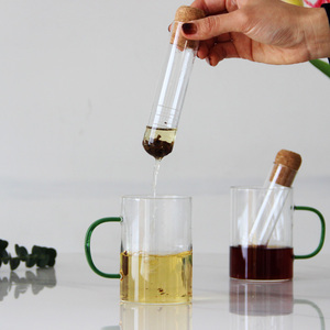 Infuseurs filtrants en verre borosilicaté résistant à la chaleur avec bouchon en liège pour faire du thé et du café Tube en verre pour feuilles de thé passoire - Product Image 6
