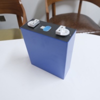Batteries lithium-ion en stock UE 3.2V EVE LF280K avec cellule de batterie prismatique rechargeable LiFePO4 originale soudée pour véhicules électriques, camping-cars et systèmes de stockage d'énergie (ESS)