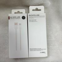 Emballage personnalisé avec impression de logo pour câble de charge rapide, boîtes en papier pour la charge de téléphones portables avec trou de suspension